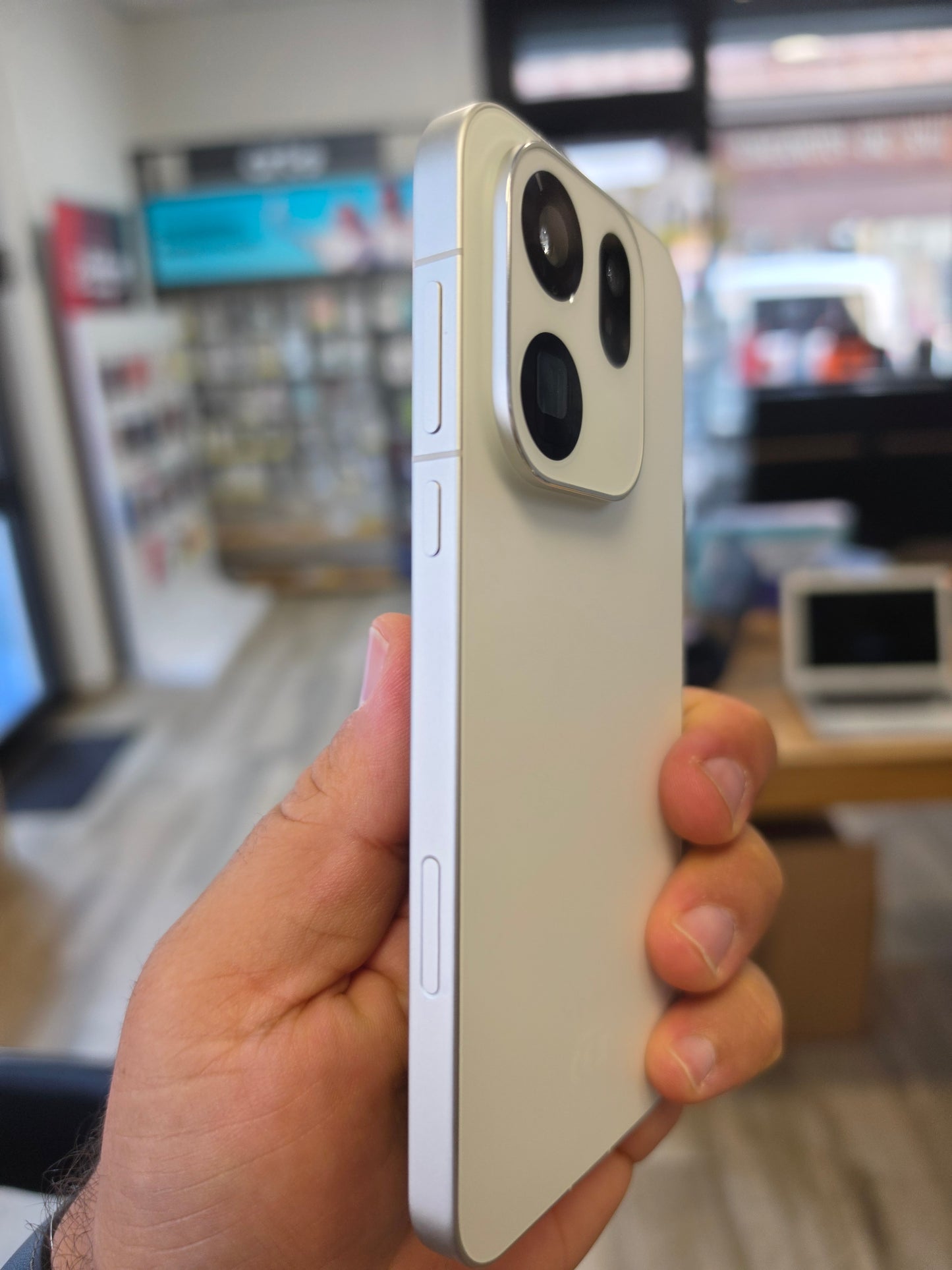 OPPO Find X9 Pro  5G USB tipo-C 16 GB 512 GB 7500 mAh Bianco Usato
